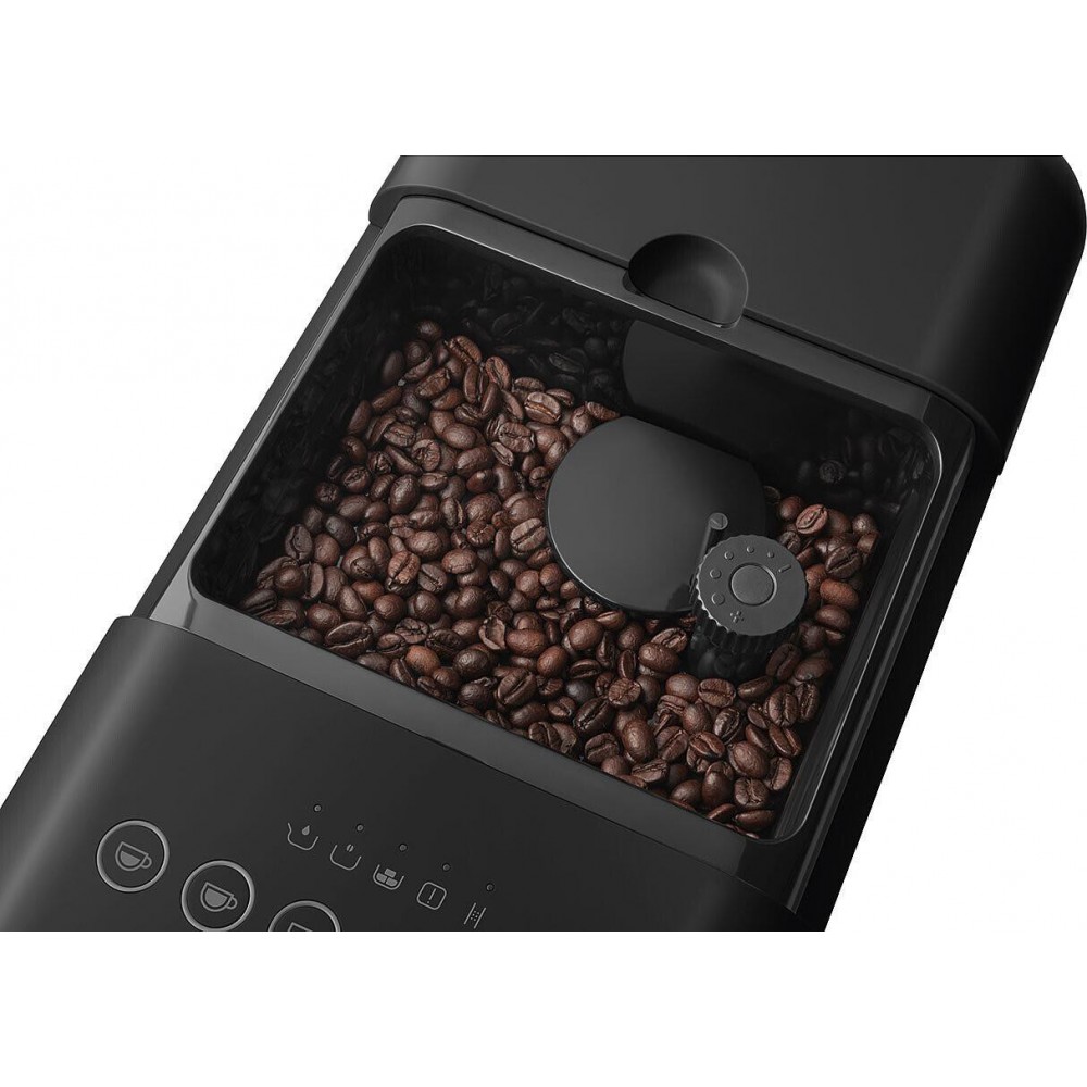 Кавомашина автоматична SMEG BCC13BLMEU