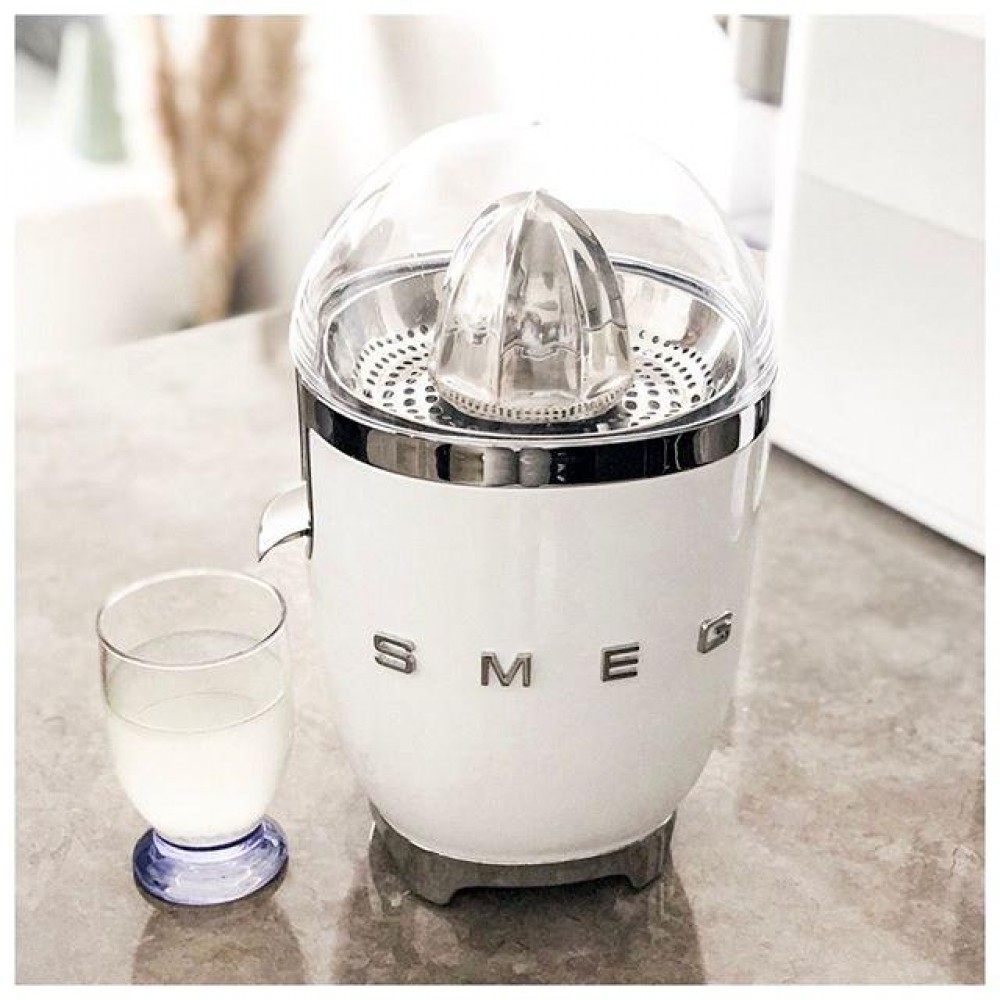Соковитискач Smeg CJF01WHEU
