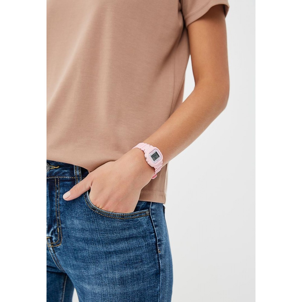 Годинник Casio Standard Digital LA-20WH-4A1EF