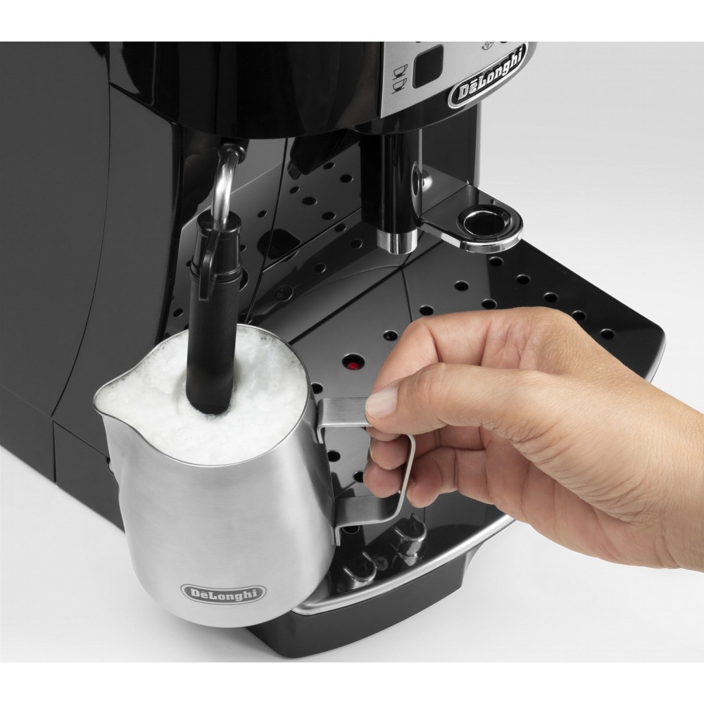 Кавомашина автоматична Delonghi Magnifica S ECAM 22.115.B