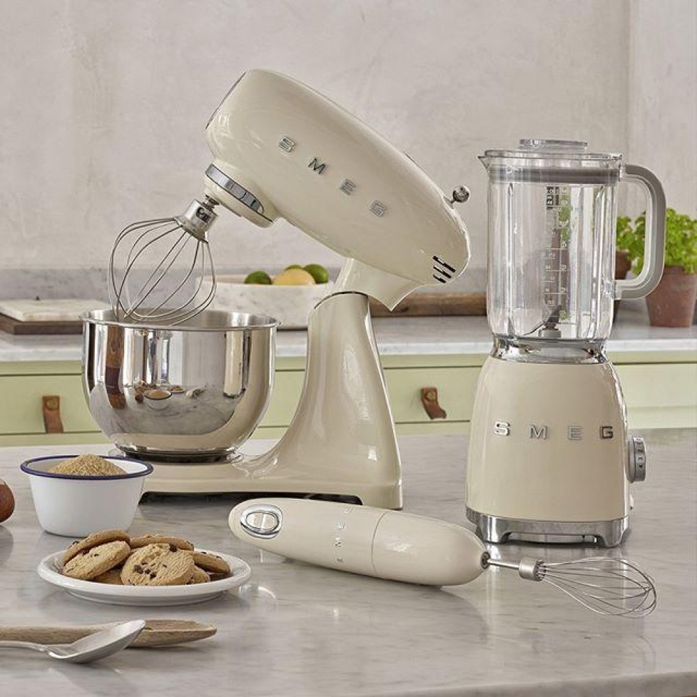 Планетарний міксер Smeg SMF02CREU