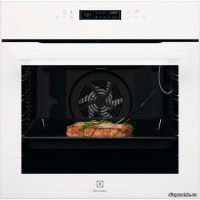 Духова шафа Electrolux SenseCook EOE 8P31V