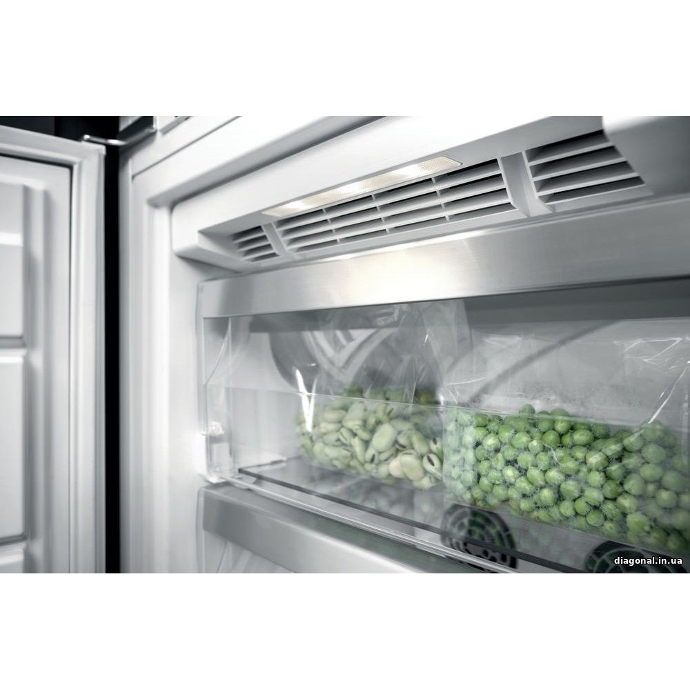 Встраиваемая морозильная камера Whirlpool AFB 1840