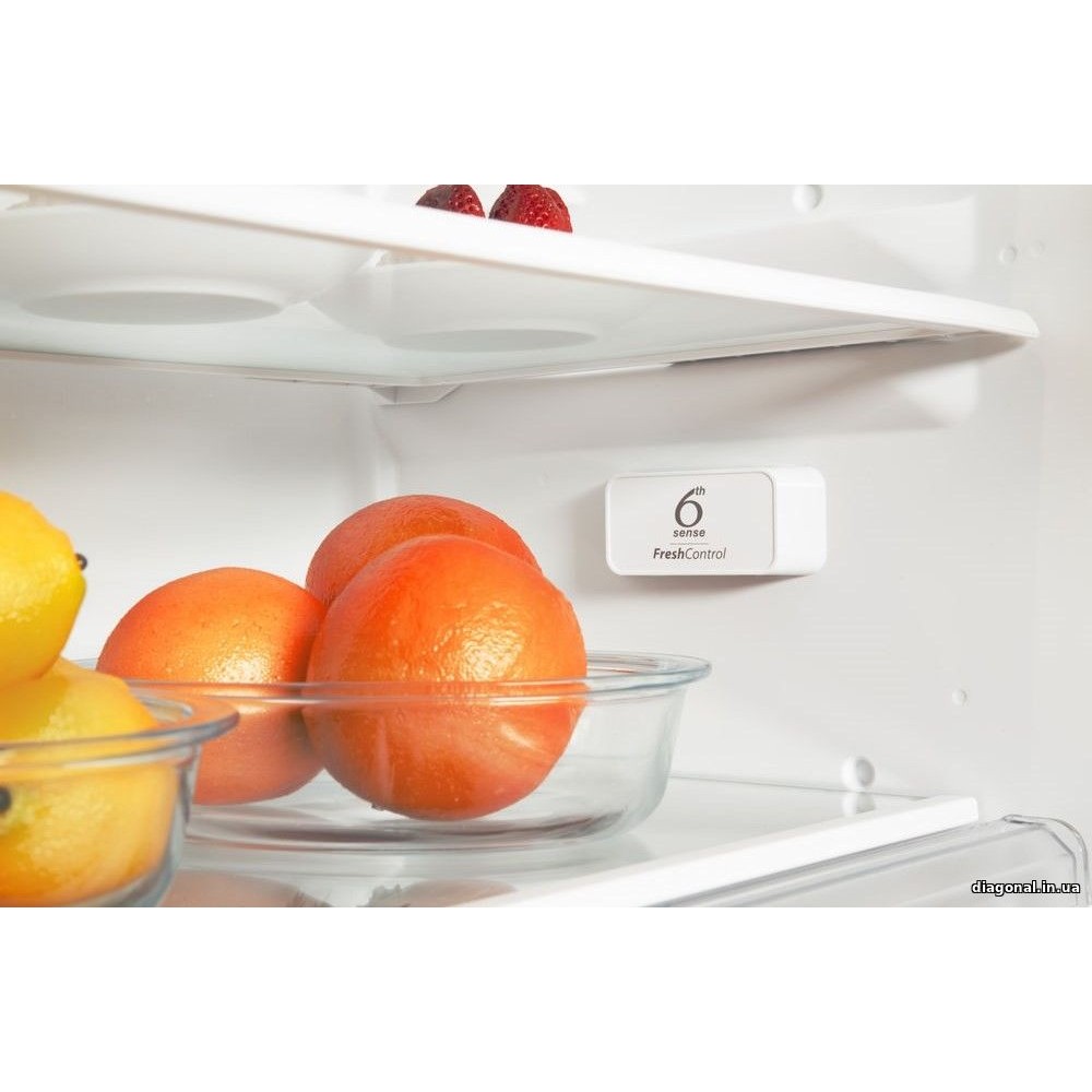 Встраиваемый холодильник Whirlpool ART 9811