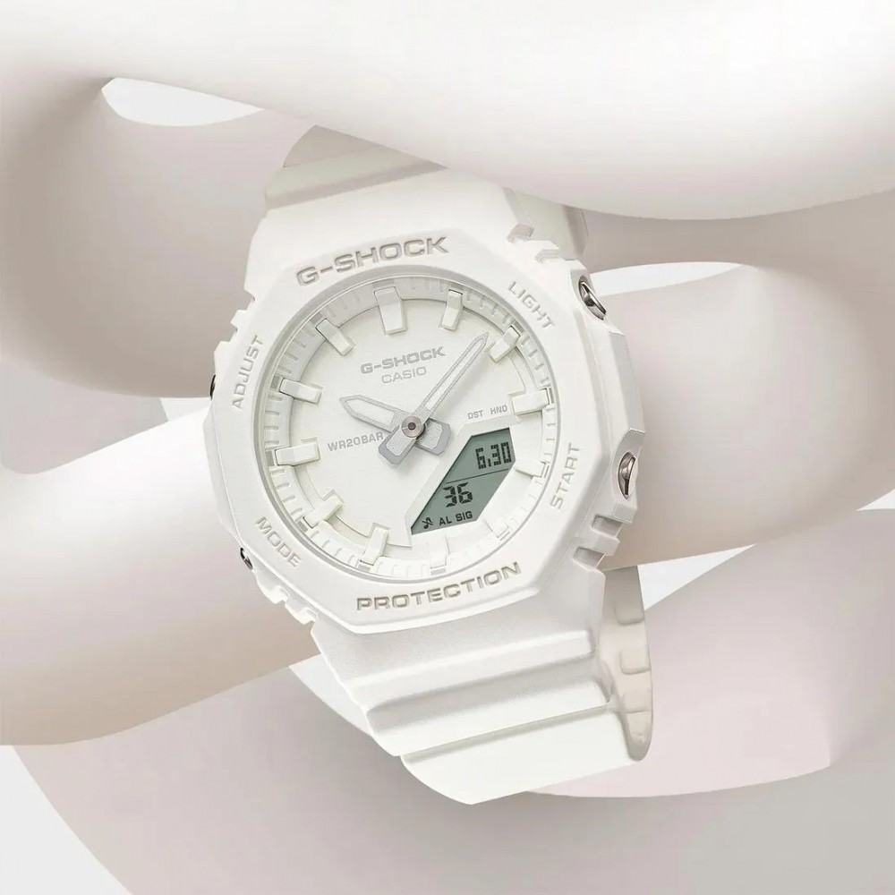 Наручний годинник Casio GMA-P2100-7A