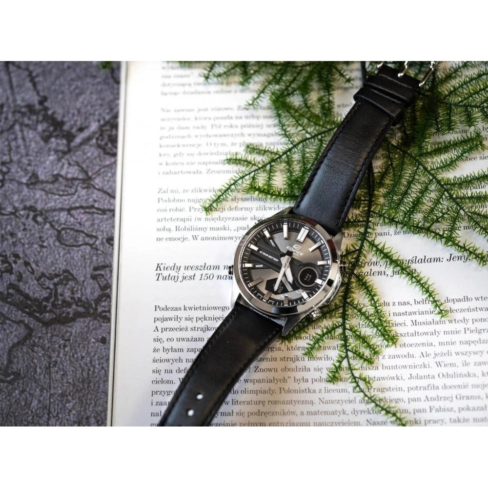 Наручний годинник Casio EFV-C120L-8A