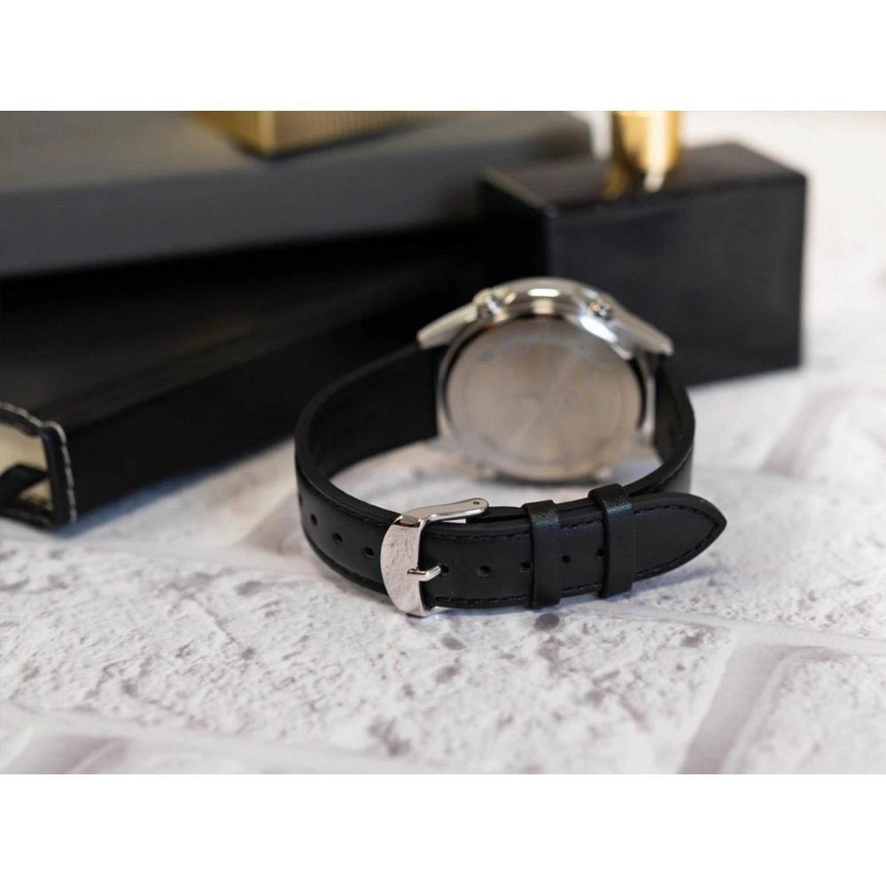 Наручний годинник Casio EFV-C120L-8A