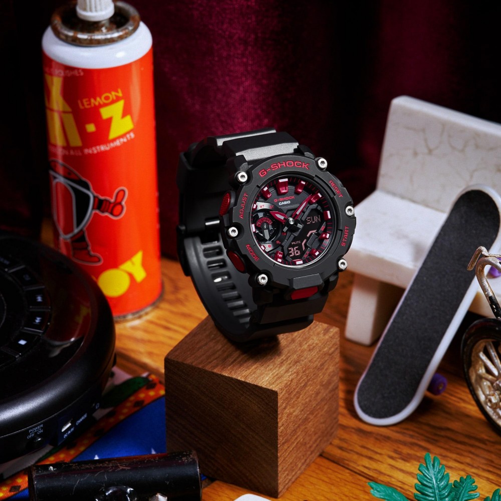 Наручний годинник Casio G-Shock GA-2200BNR-1A