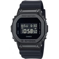 Наручний годинник Casio GM-5600UB-1E