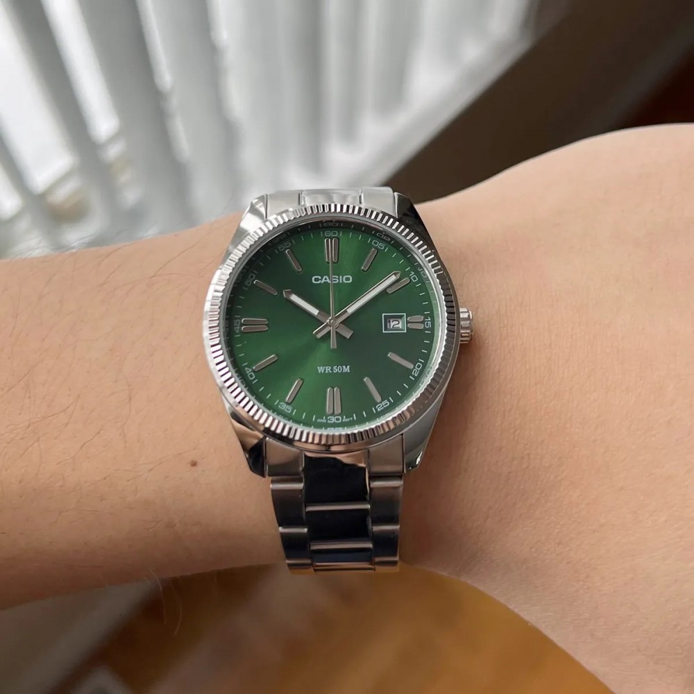 Наручний годинник Casio Collection MTP-B145D-3AVEF