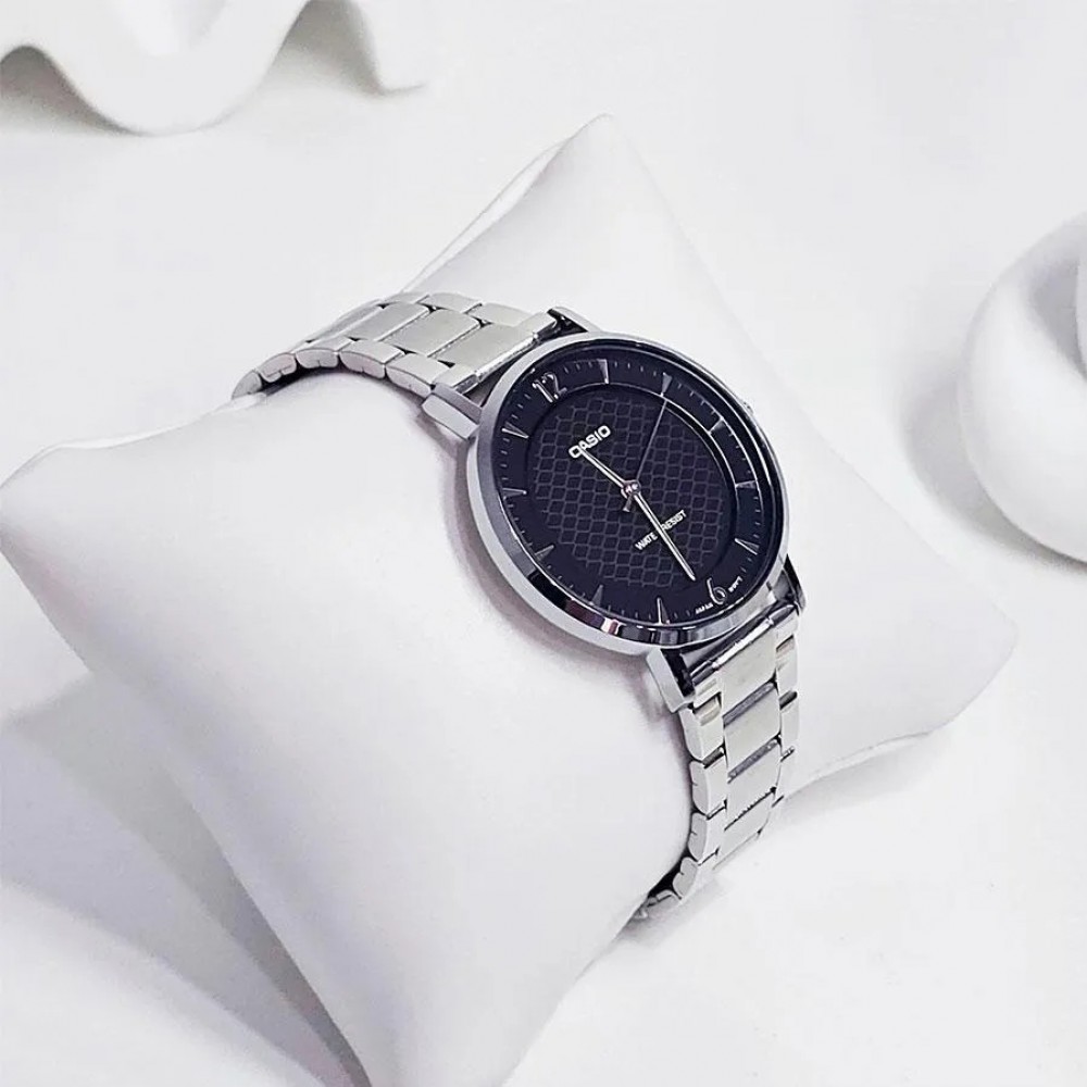 Наручний годинник Casio LTP-VT04D-1A