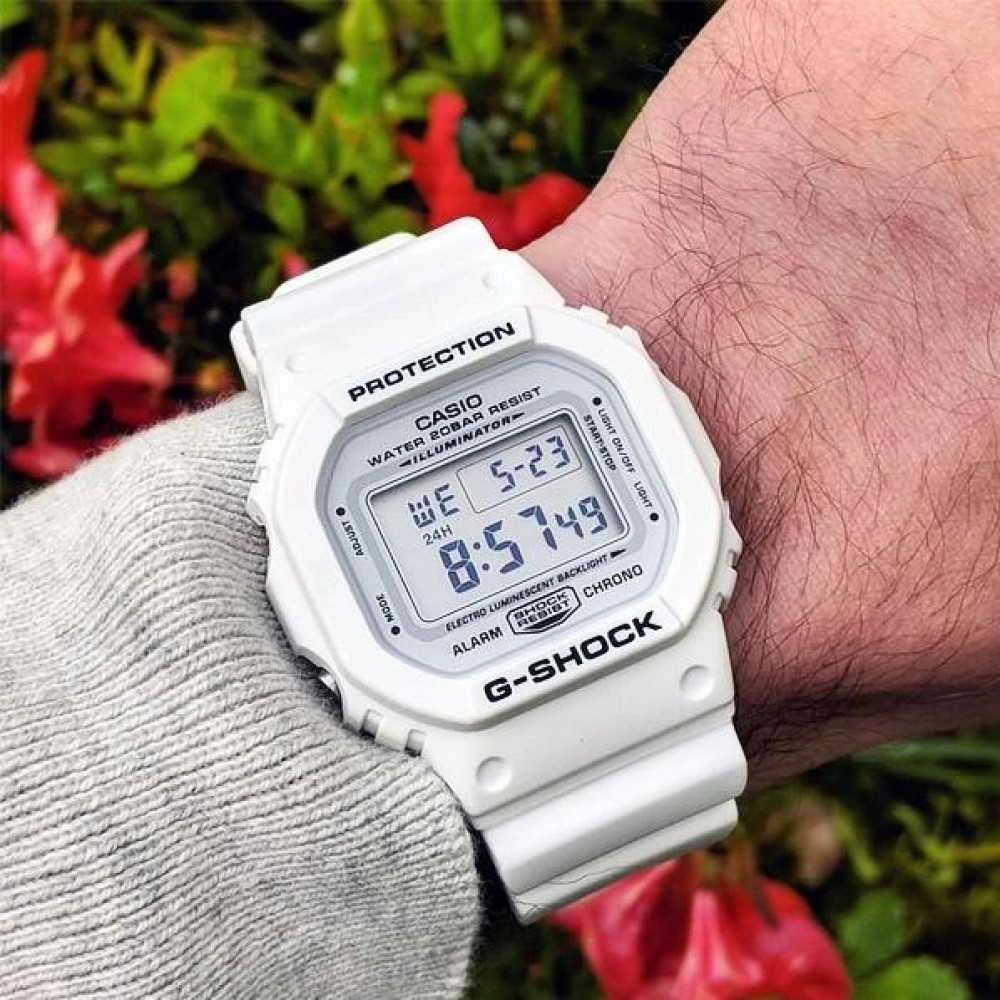 Наручний годинник Casio DW-5600MW-7E