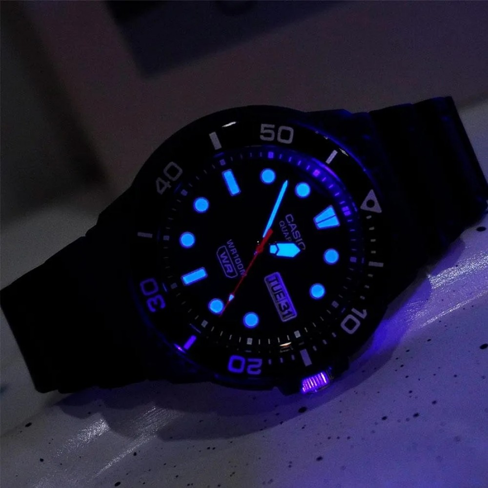 Наручний годинник Casio MRW-230H-1E3