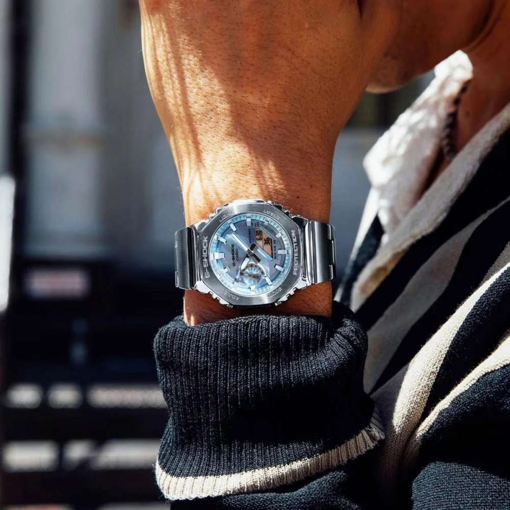 Наручний годинник Casio GM-2110D-2A