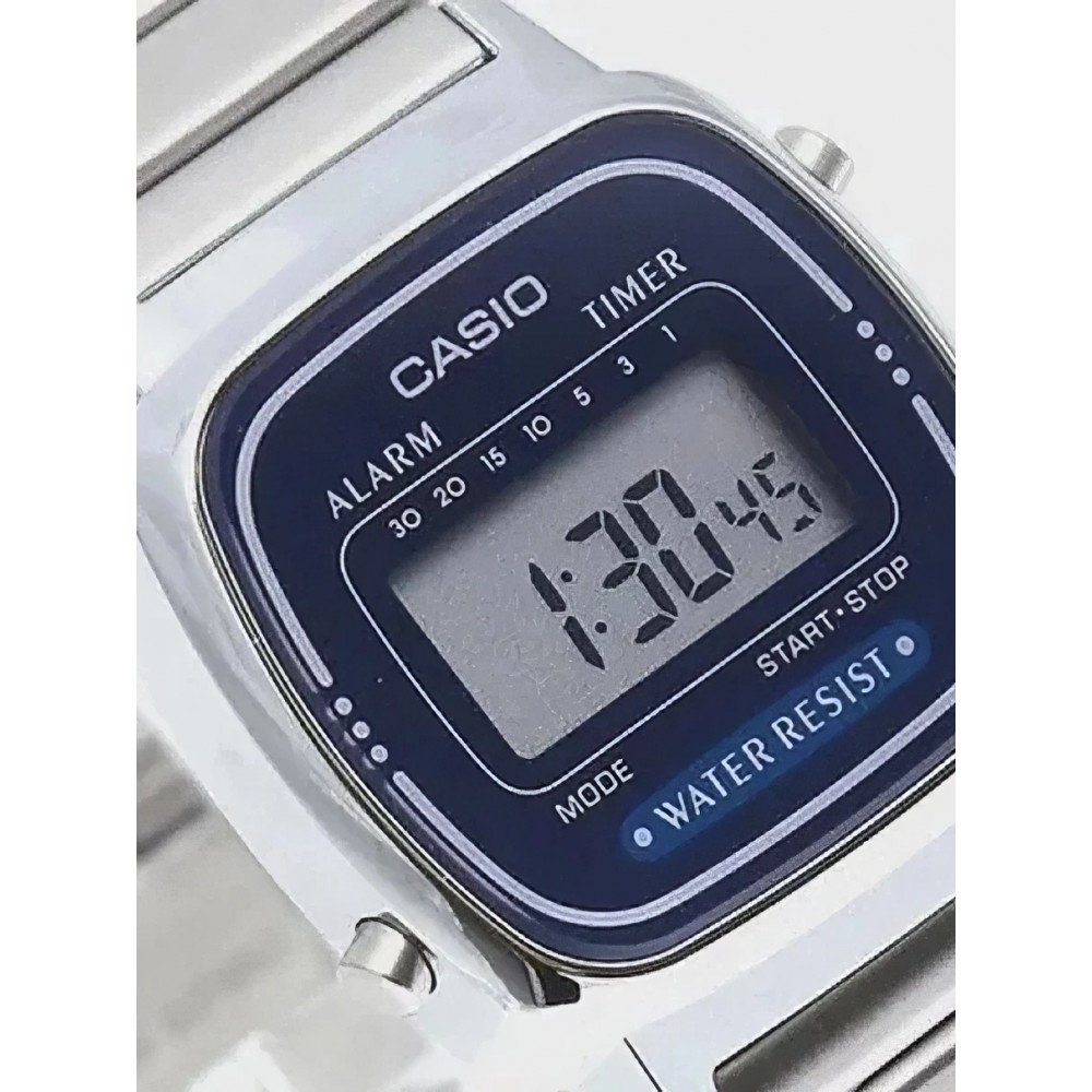 Наручний годинник Casio LA-670WA-2E