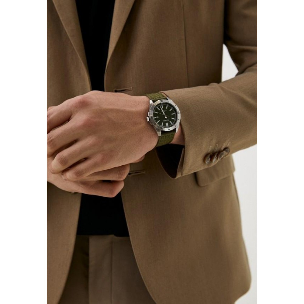 Наручний годинник Casio Collection MTP-B155C-3E