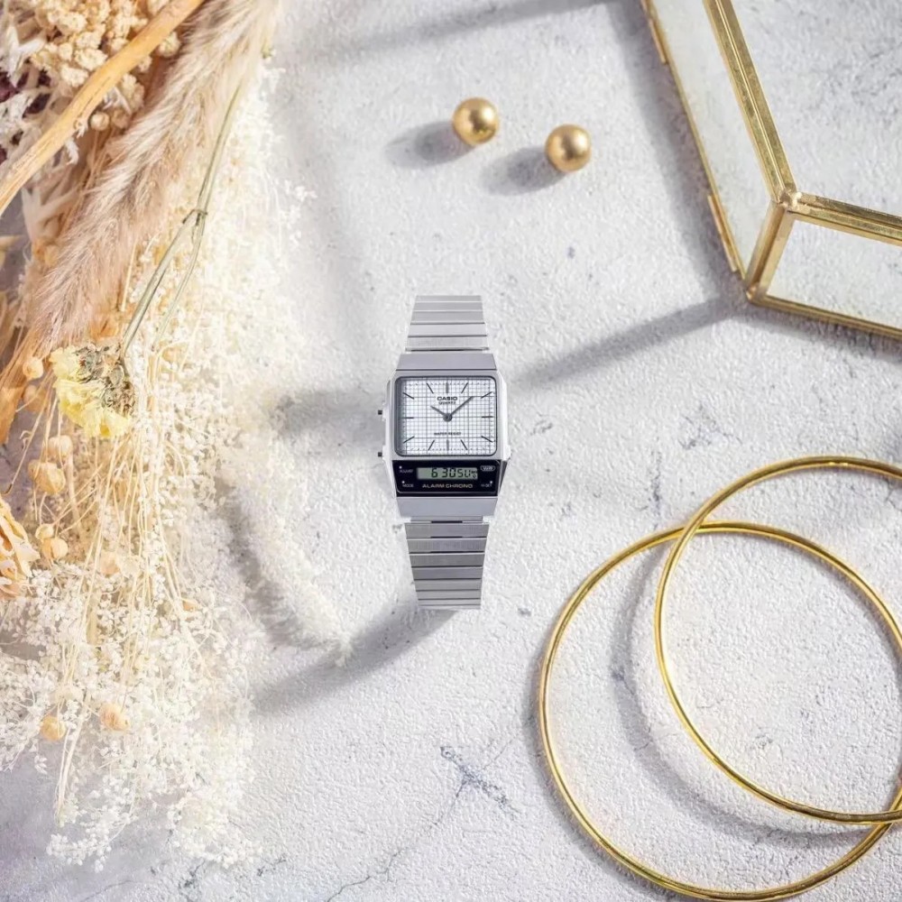 Наручний годинник Casio AQ-800E-7A